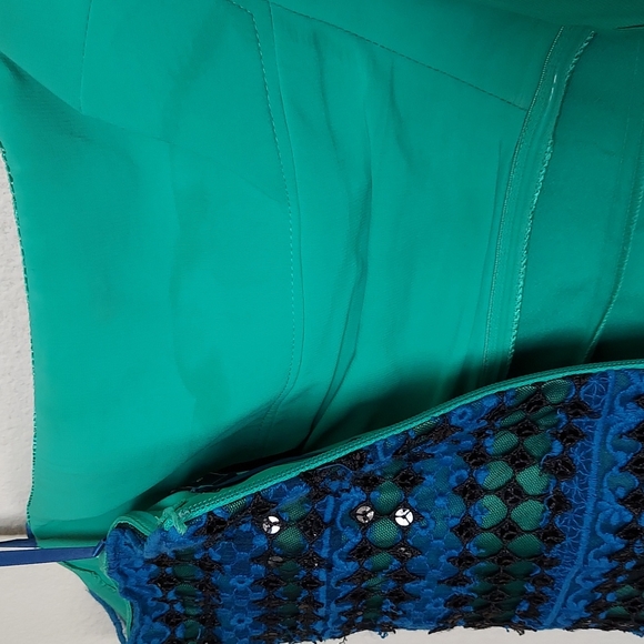BCBG maxazria Manuela embroidered sequin lace blue/green dress size 6 - Picture 12 of 12